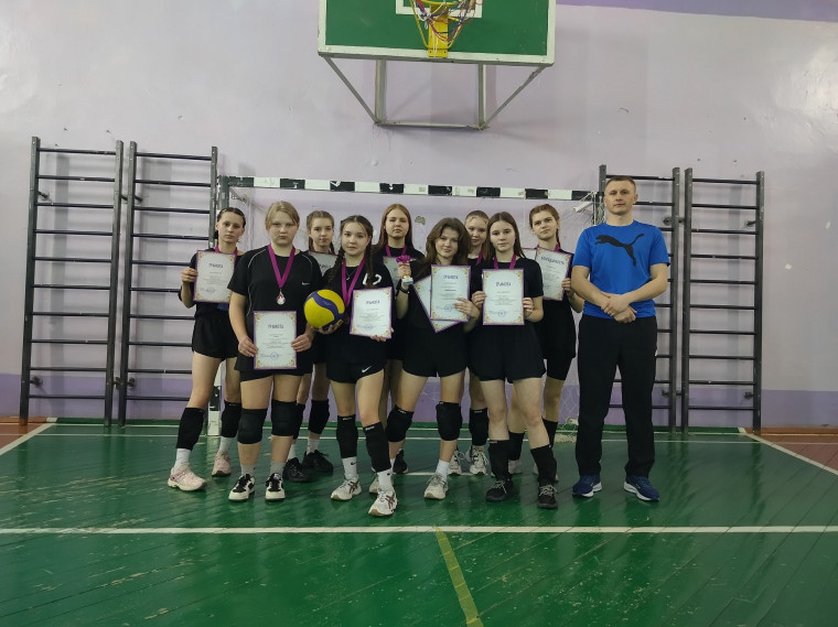 Окружной турнир по волейболу.